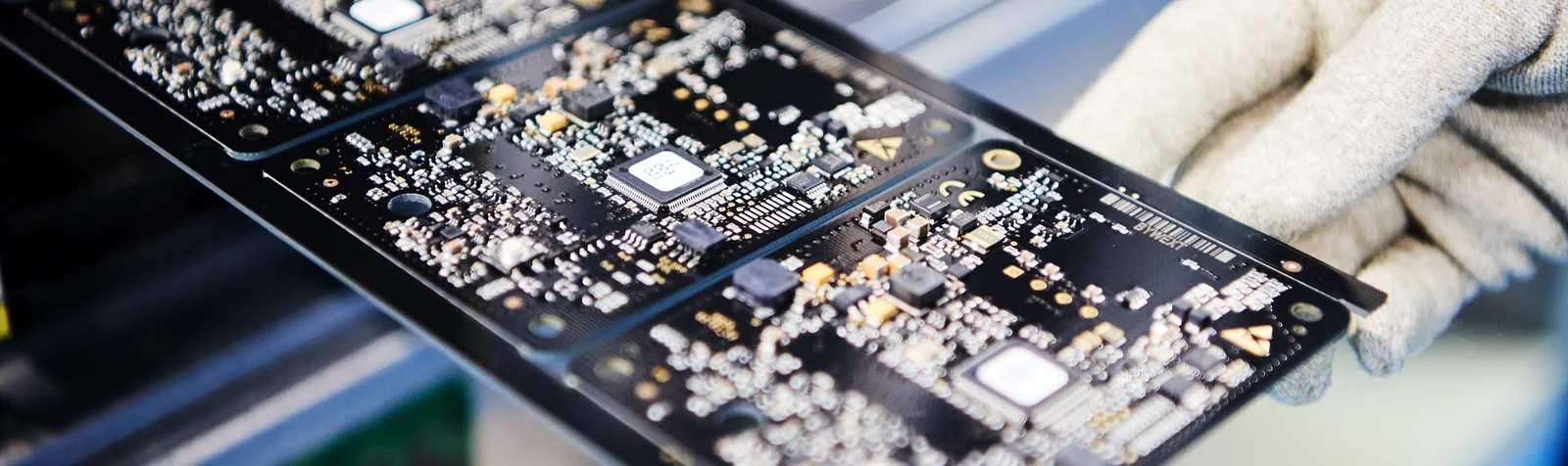 SMD assembly, part of Cicor's Electronic Manufacturing Services