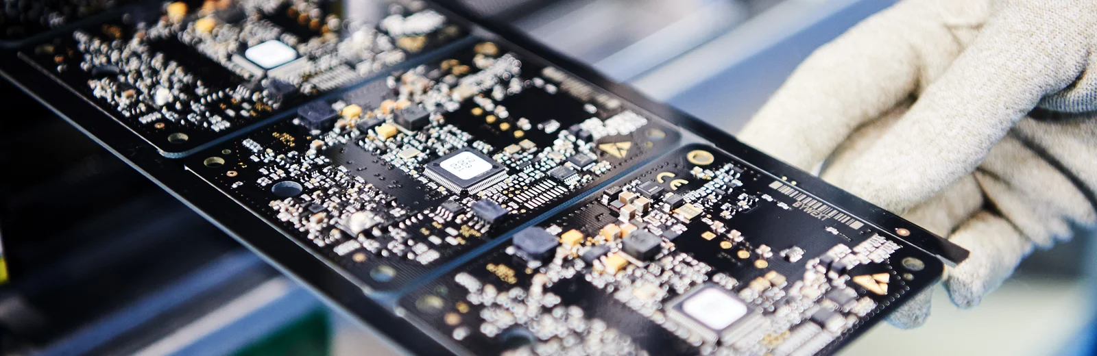 SMD assembly, part of Cicor's Electronic Manufacturing Services